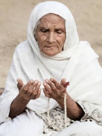Syeda_Bibi_ussain_